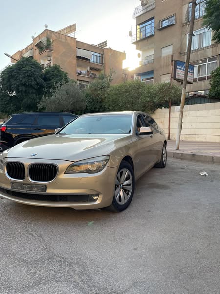 BMW 730 Li 2011 - صورة 3