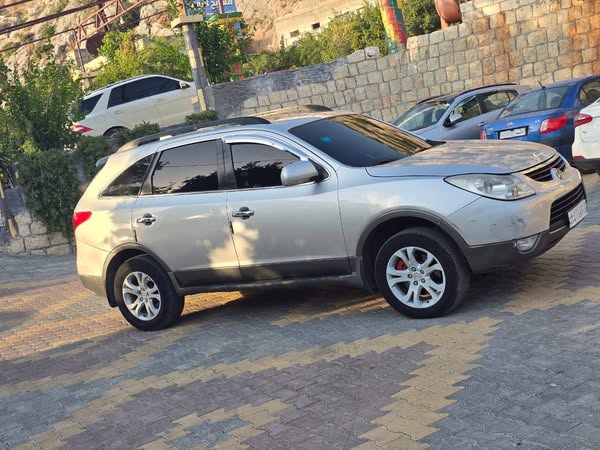 هيونداي فيرا كروز 2012 - صورة 2
