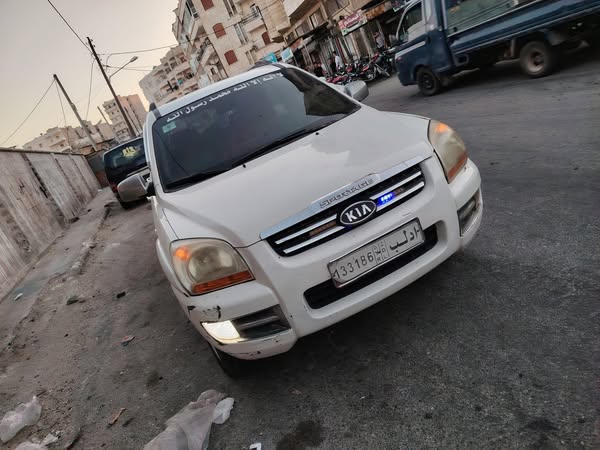 كيا سبورتاج 2006 - صورة 2