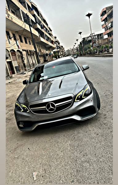 مرسيدس-بنز E350 2012 - صورة 3