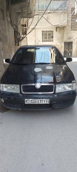 سكودا اوكتافيا 2001 - صورة 1