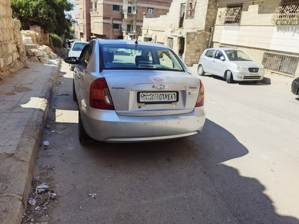 هيونداي فيرنا 2006 - صورة 5