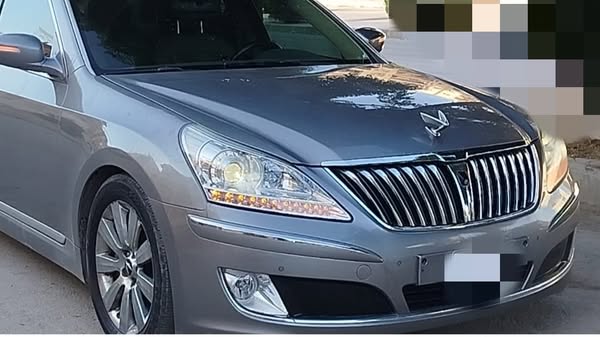 هيونداي ايكوس 2012 - صورة 1