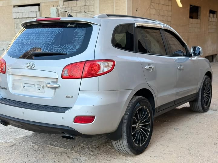 هيونداي سنتافي 2009