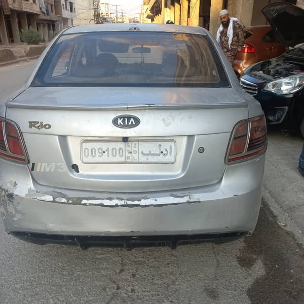 كيا ريو 2011 - صورة 4