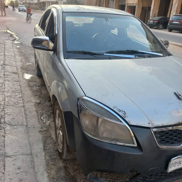 كيا ريو 2011 - صورة 2