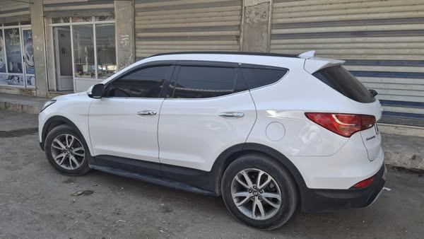 هونداي سنتافيه 2015 - صورة 5