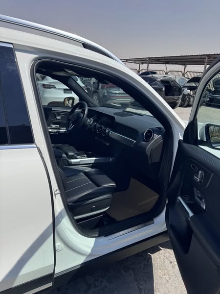 مرسيدس GLB250 2021 - صورة 3