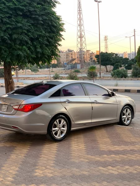 هونداي سوناتا 2011 - صورة 1