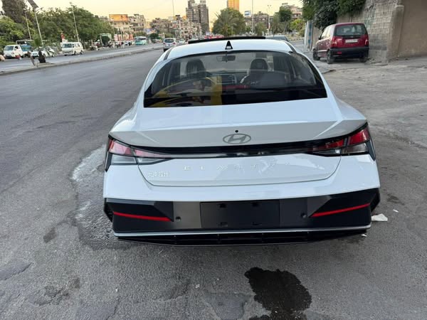 هونداي النترا 2025 - صورة 2