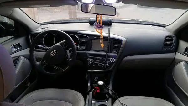 كيا اوبتما 2010 - صورة 1