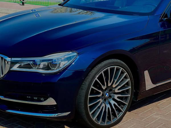 BMW 750Li Individual 2016 - صورة 5
