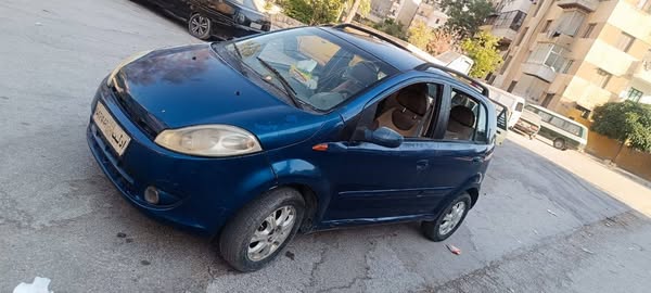 شيري كيو كيو 2011 - صورة 2