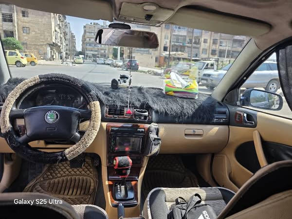 سكودا اوكتافيا 2004 - صورة 5