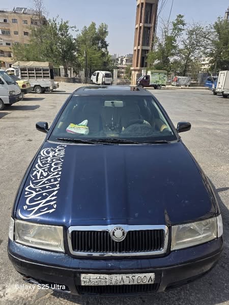 سكودا اوكتافيا 2004 - صورة 3