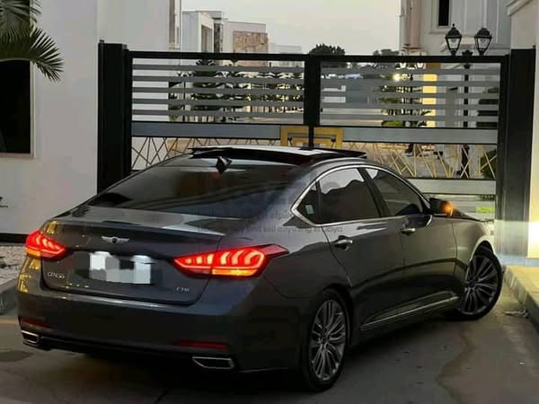 جينسس G80 2016 - صورة 4