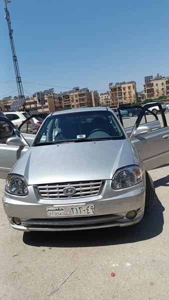 هيونداي فيرنا 2005 - صورة 1