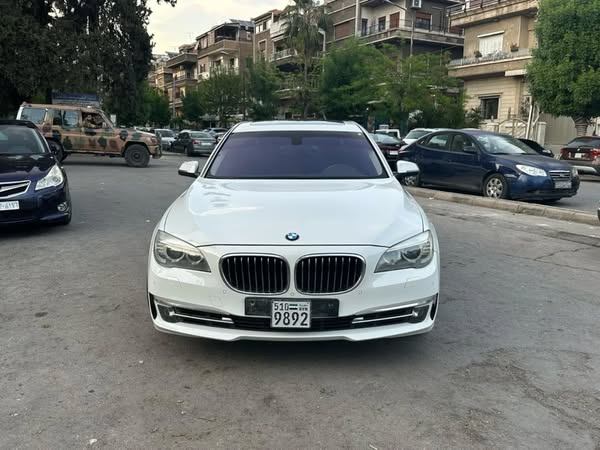 بي ام دبليو 740 Li 2013 - صورة 1
