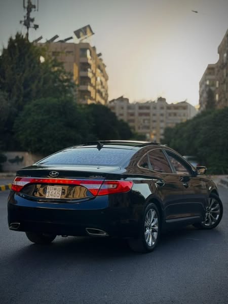 هيونداي ازيرا غراندور 2012 - صورة 4