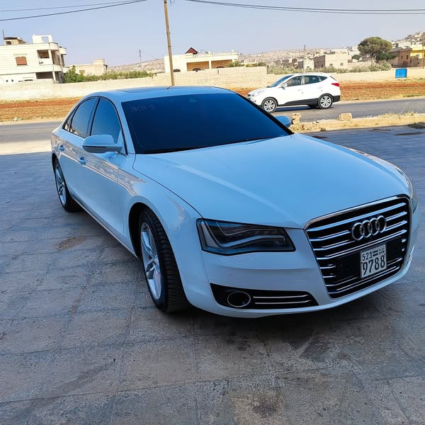 اودي A8 2012 - صورة 1