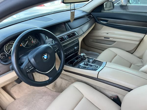 بي إم دبليو 730Li 2014 - صورة 5