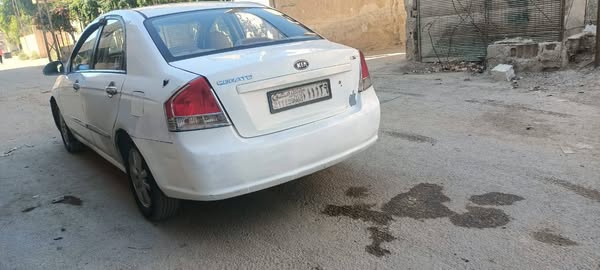 كيا سيراتو 2008 - صورة 5