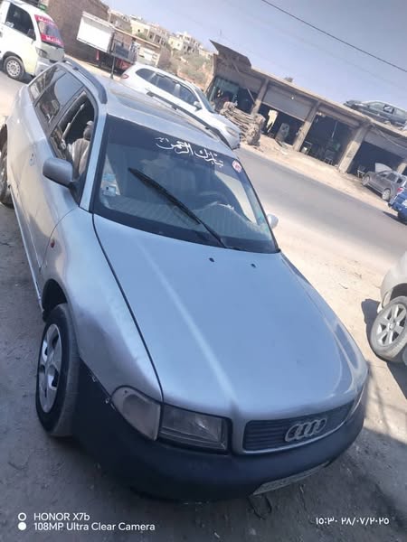 اودي A4 2001 - صورة 2