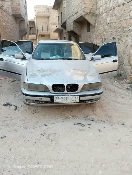 BMW 520i 2000 - صورة 4