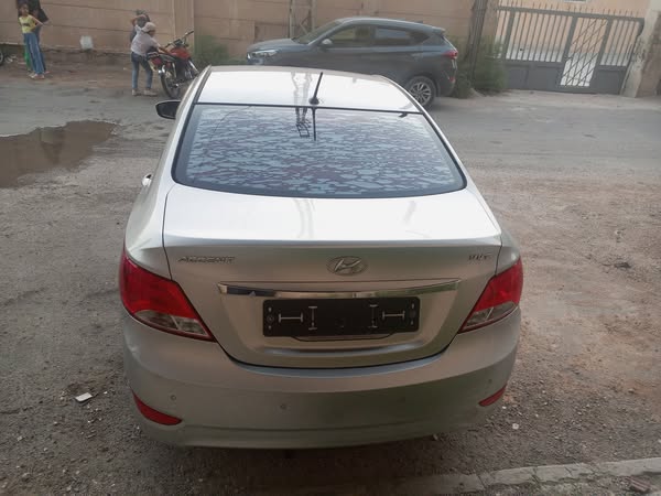 هيونداي اكسنت 2016 - صورة 1