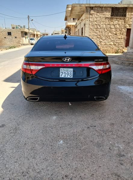هيونداي آزيرا 2012 - صورة 2