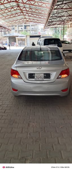 هيونداي اكسنت 2012 - صورة 1