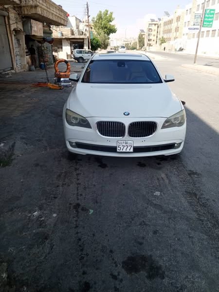 بي ام دبليو 750 2011 - صورة 4