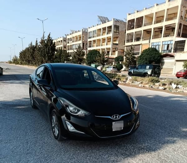 هيونداي افانتي 2013 - صورة 1