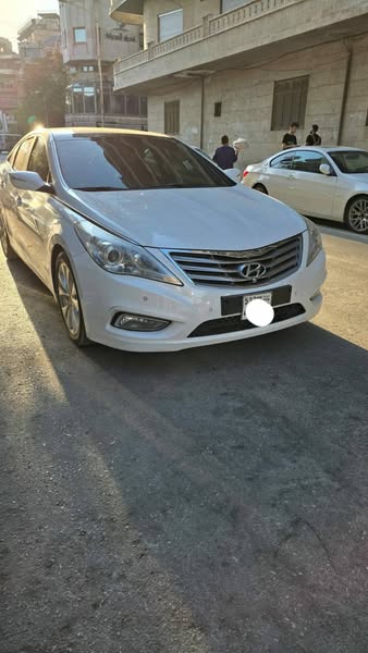 هيونداي ازيرا 2012 - صورة 2