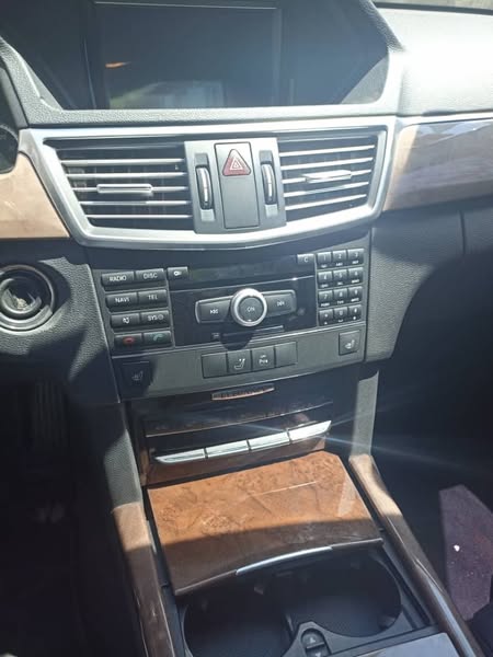 مرسيدس-بنز E 300 2012 - صورة 2