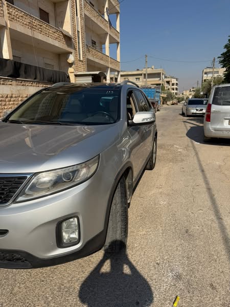 كيا سورينتو 2015 - صورة 2