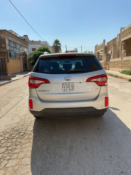 كيا سورينتو 2015 - صورة 1