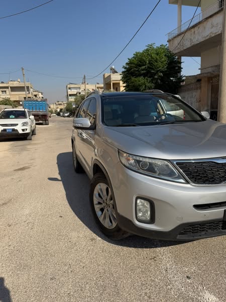 كيا سورينتو 2015 - صورة 3