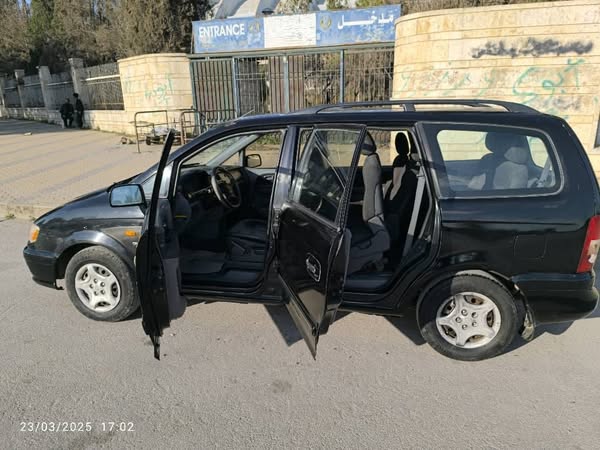 هوندا تراجيت 2003 - صورة 5