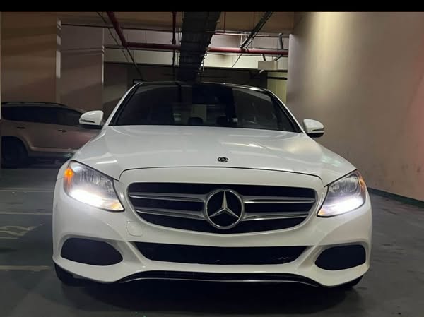 مرسيدس-بنز سي 300 2018 - صورة 4