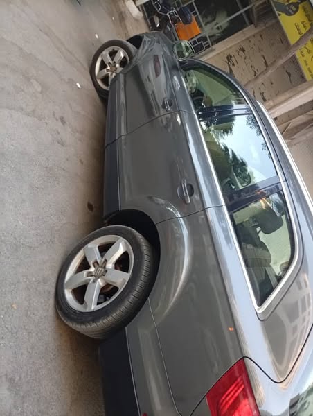اودي كيو 7 2010 - صورة 5