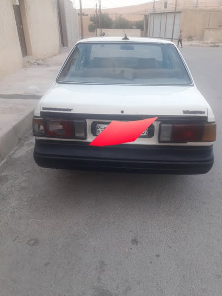 نيسان صني 1983 - صورة 4