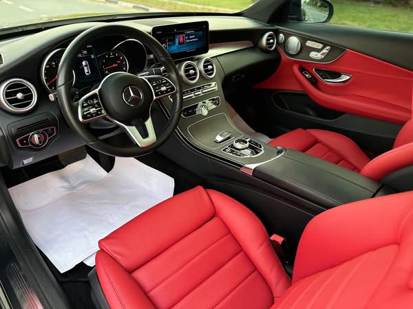 مرسيدس C300 2020 - صورة 5