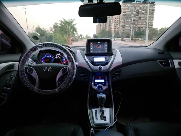 هيونداي النترا 2012 - صورة 4