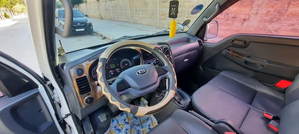 كيا بونغو 2014 - صورة 1