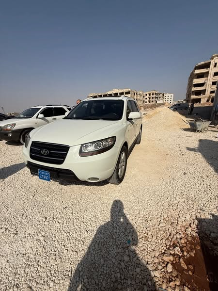 هيونداي سنتافي 2008 - صورة 2