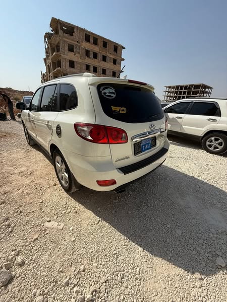 هيونداي سنتافي 2008 - صورة 3
