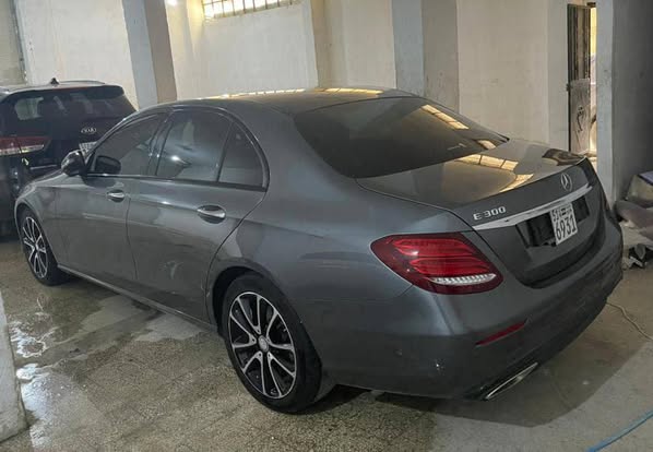 مرسيدس E 300 2017 - صورة 3