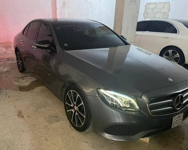 مرسيدس E 300 2017 - صورة 1