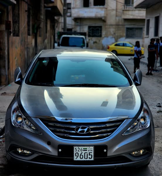 هيونداي سوناتا 2012 - صورة 1